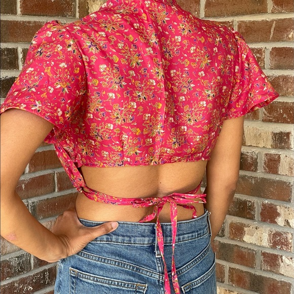 Red crop top - Picture 5 of 6